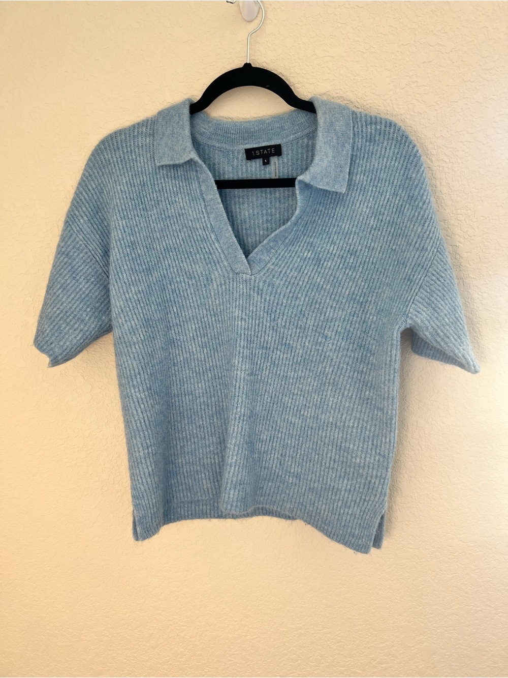 1.STATE Heathered Sky Blue Ribbed Short Sleeve Sweater Top
